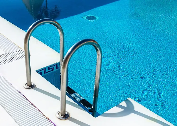 Апартаменти Amazing Sea View Playa Del Duque By Lovetener