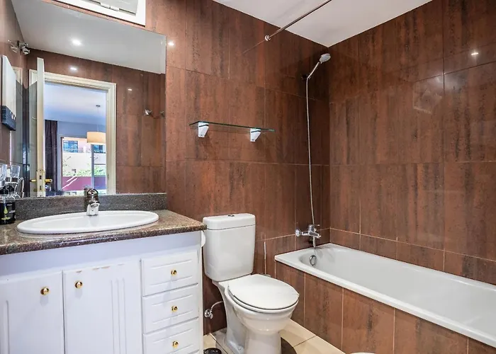 Апартаменти Amazing Sea View Playa Del Duque By Lovetener